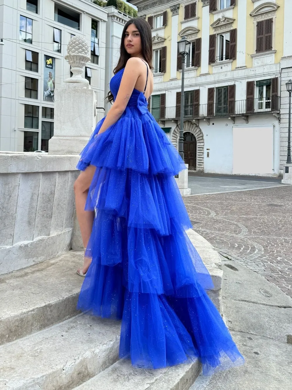 Abito cerimonia corto tulle brilli super coda