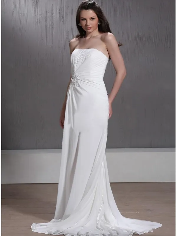 Abito da sposa a tubino in georgette semplice con drappeggi