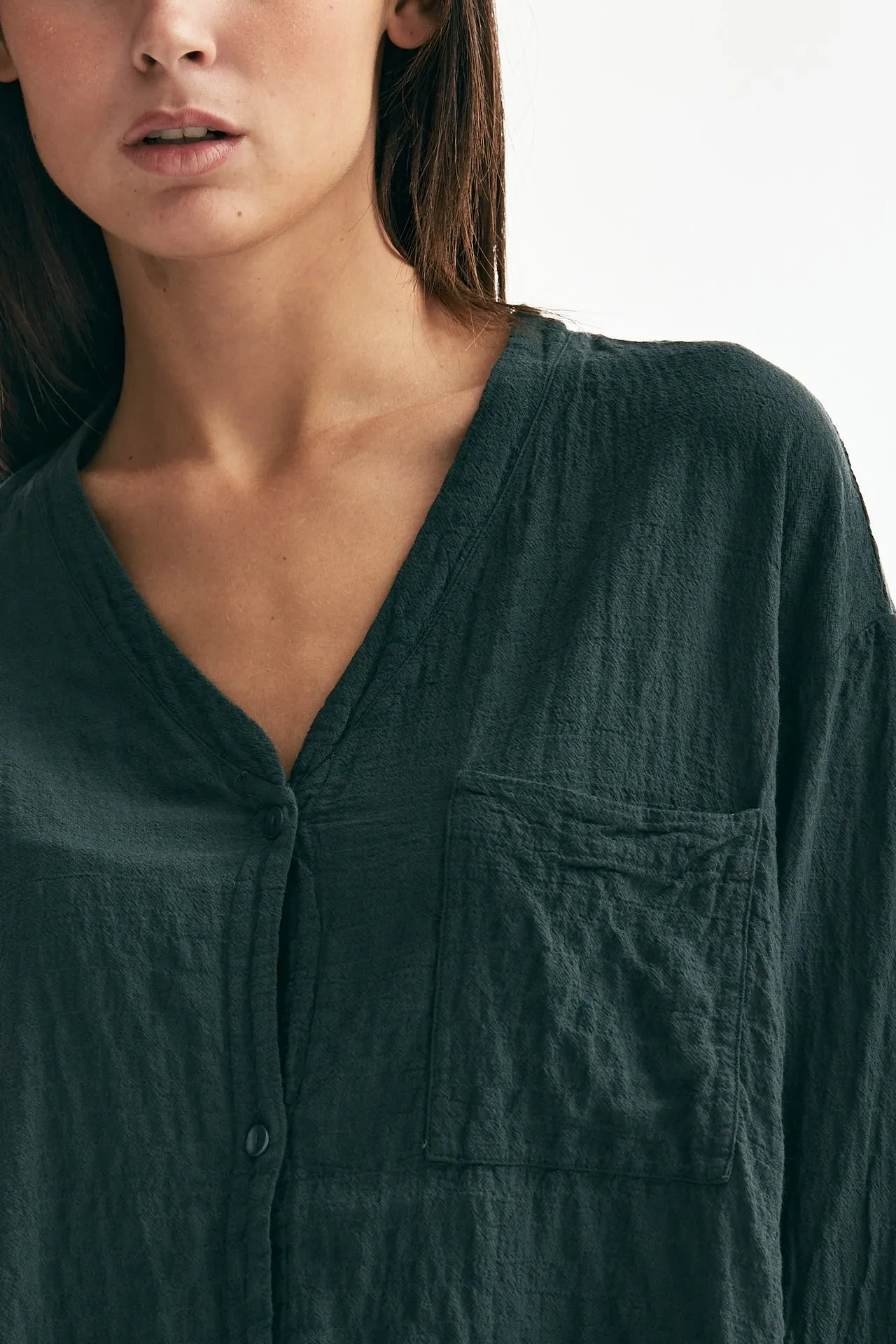 Camicia over scollo a V verdone 