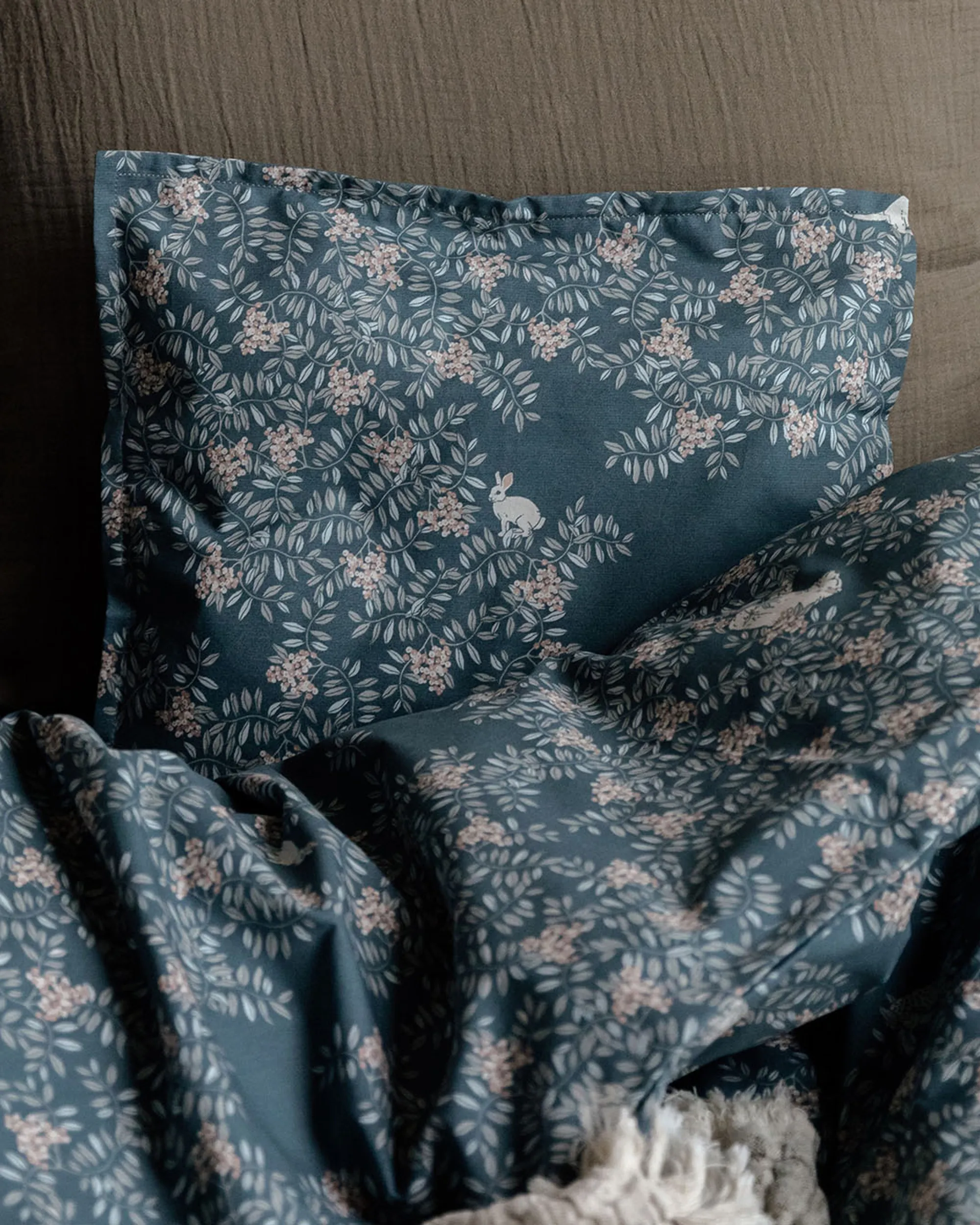 Completo letto Fauna Forest junior.jn{font-size:18px}100x140 cm/40x60 cm