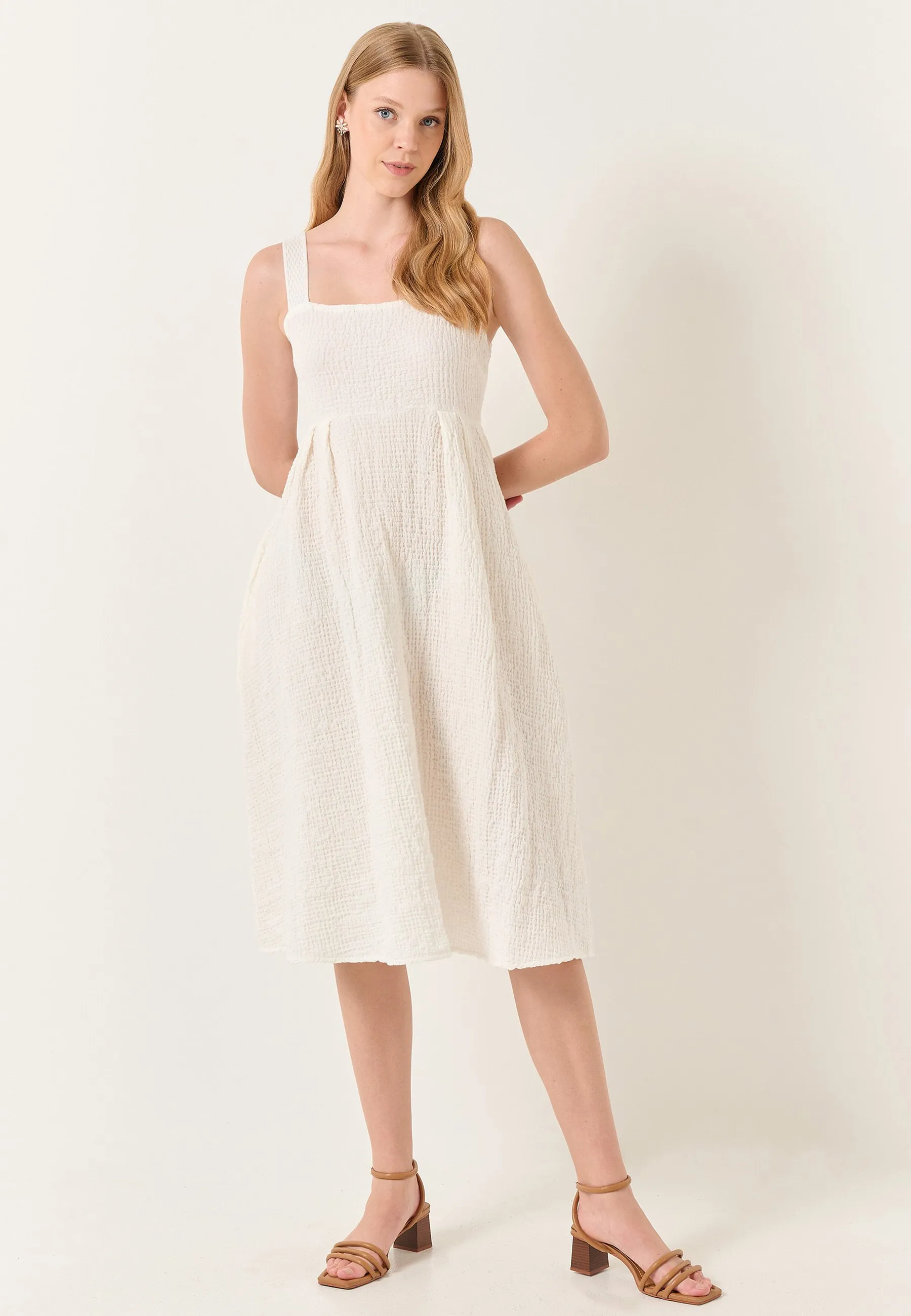 FLAT NECK THICK STRAPS - Vestito estivo