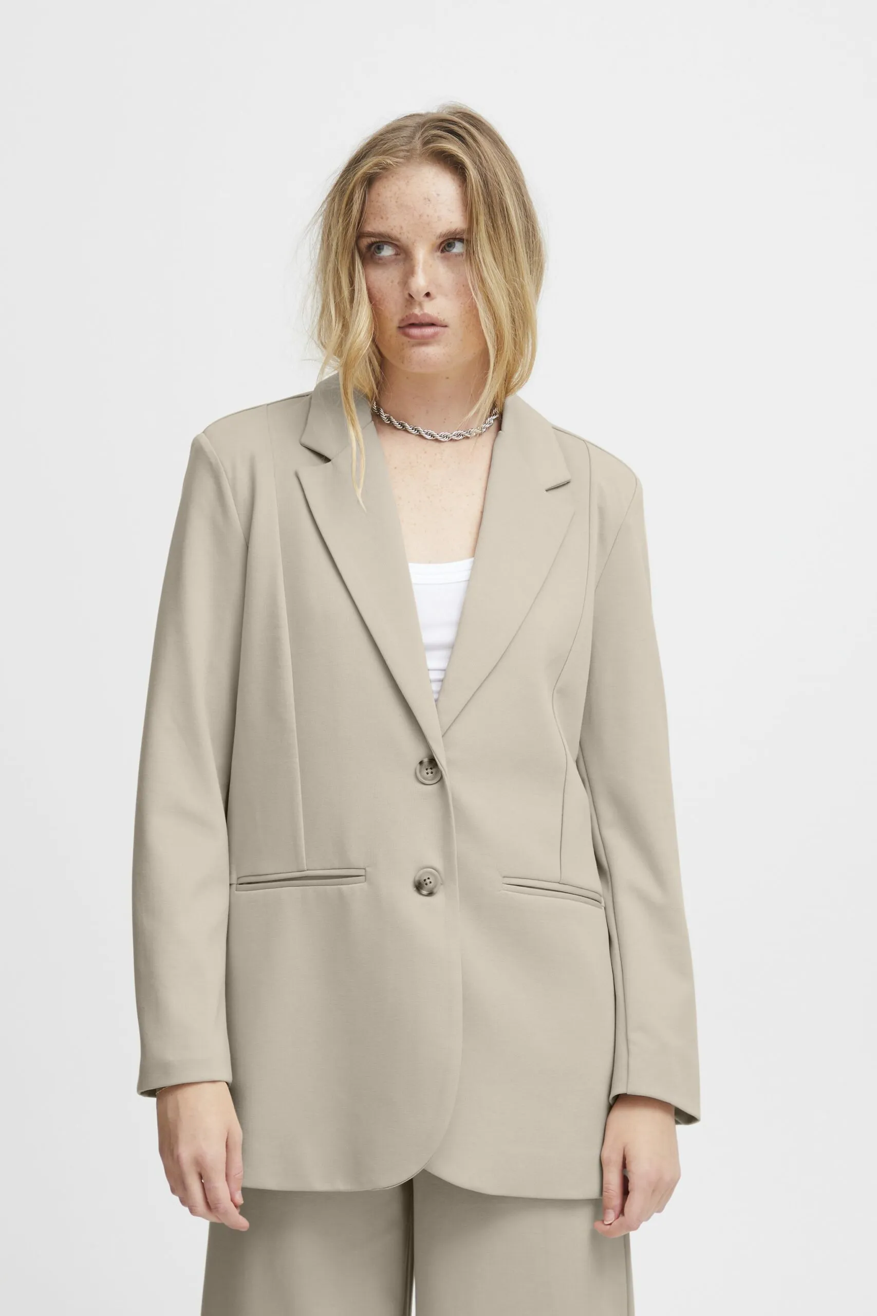 Giacca Ichi IHKATE SUS OVERSIZE BL Beige