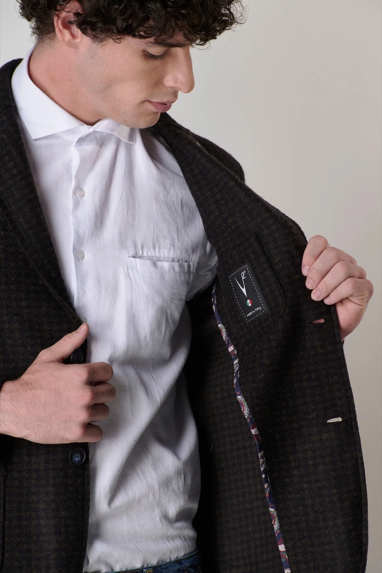 Giacca monopetto Sartoriale in lana quadretto Blu e Moro con pochette in tessuto V2