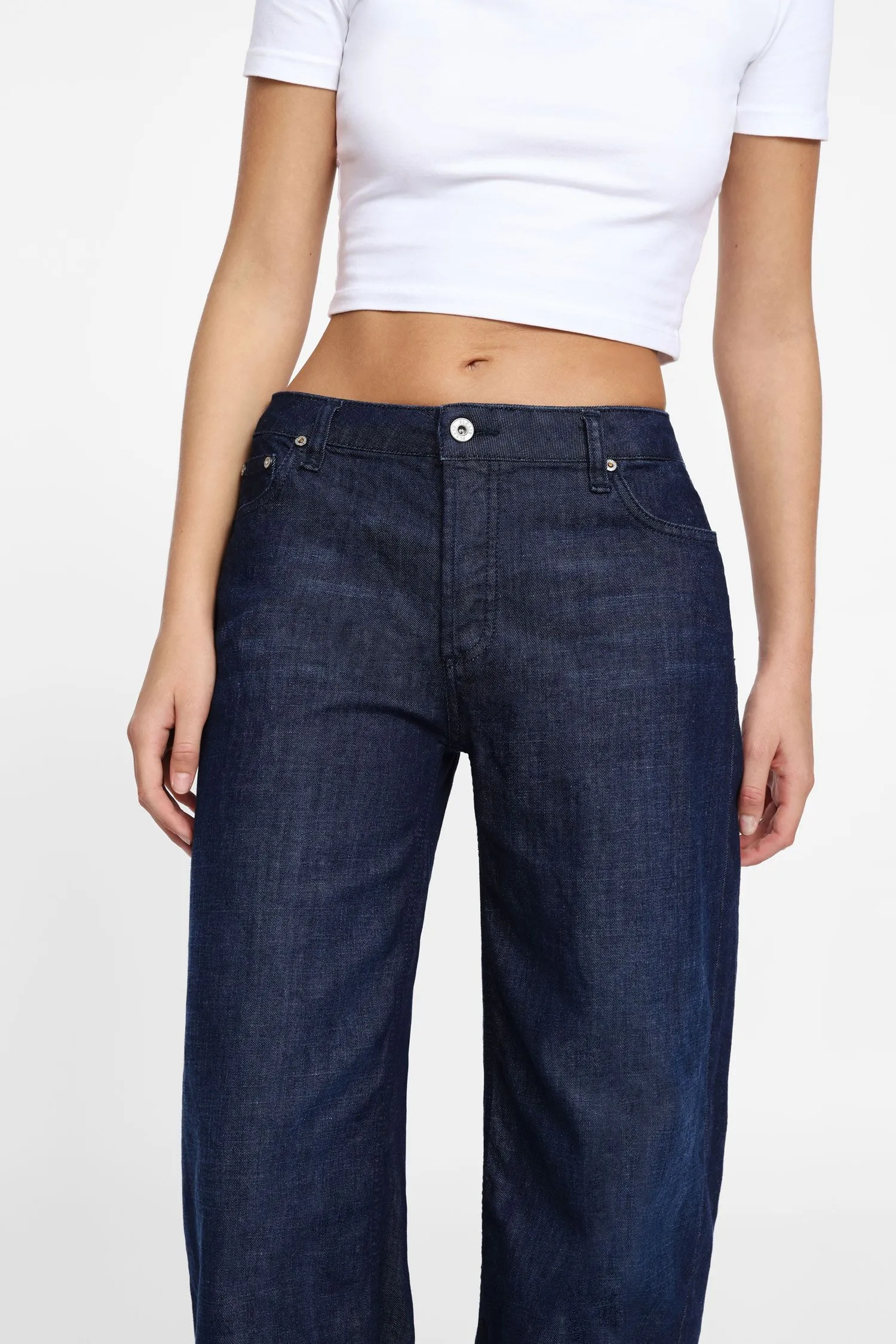  Jeans a gamba ampia con vita bassa 