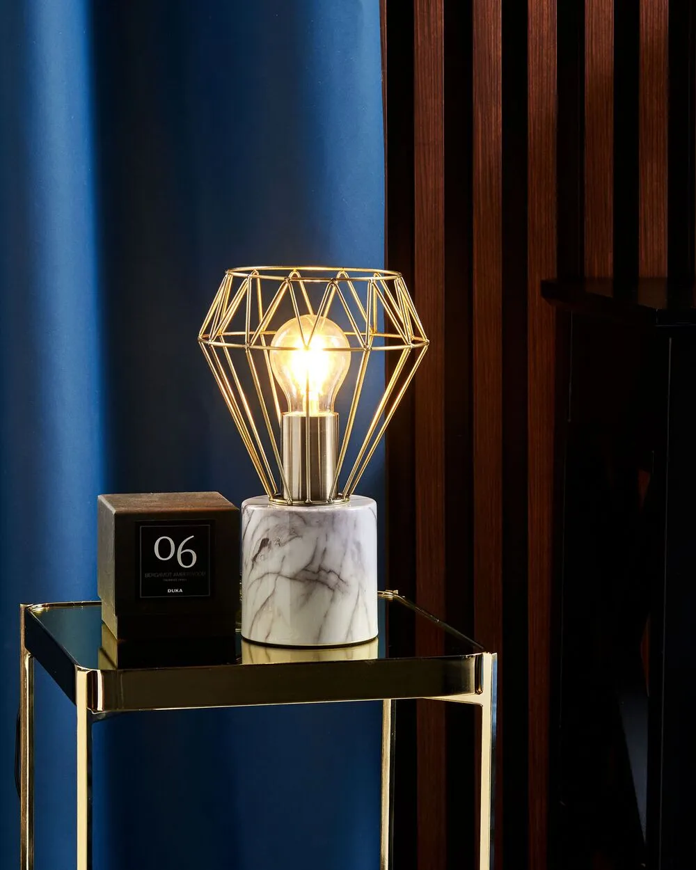 Lampada da tavolo MOONI Metallo Ottone