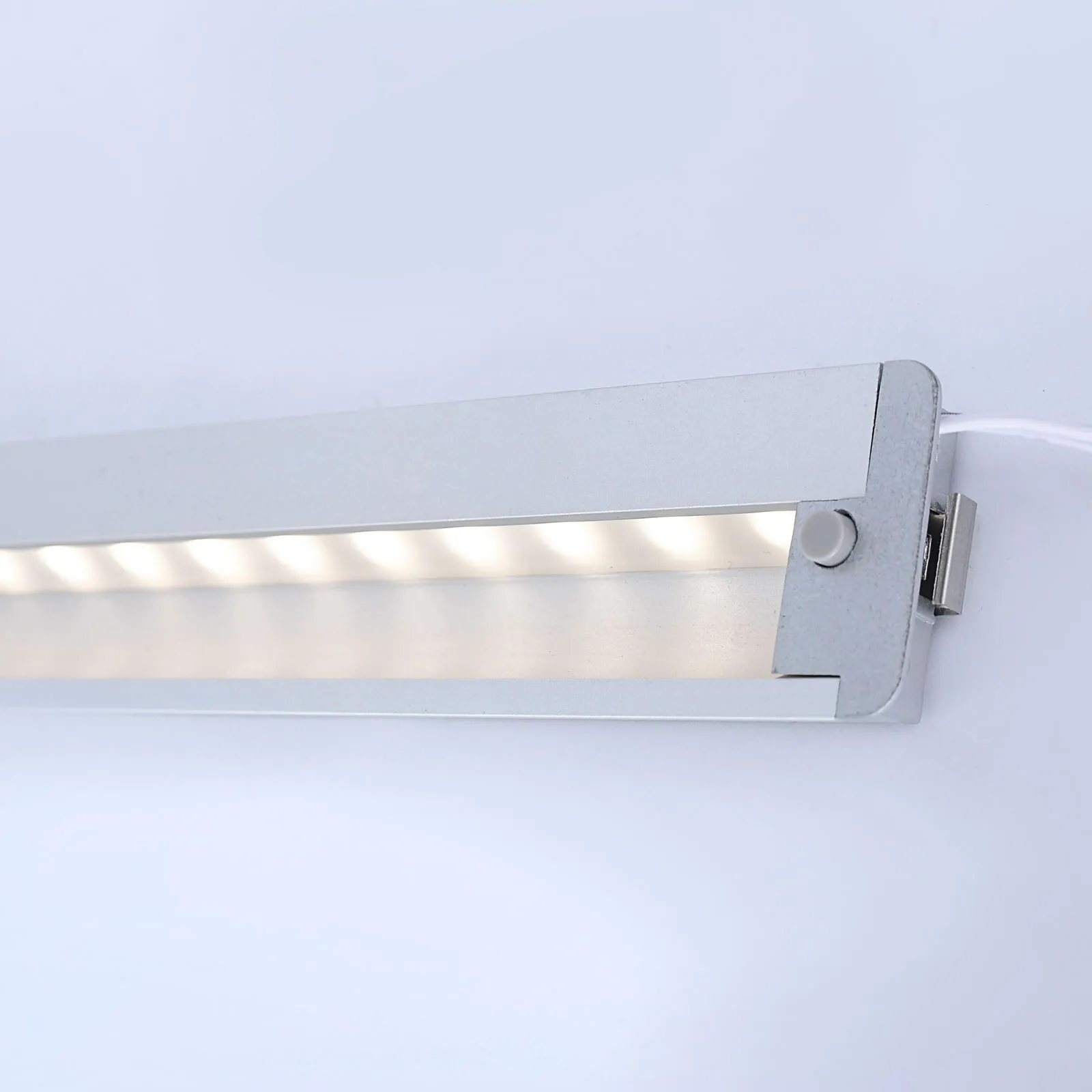 Lampada LED da mobili Helena 59,5x4cm 3.000K