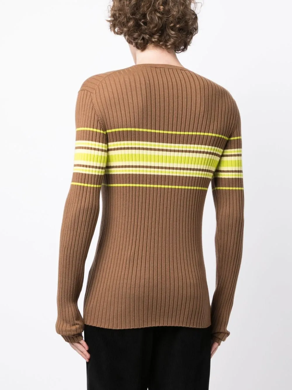 maglione a coste marrone e giallo