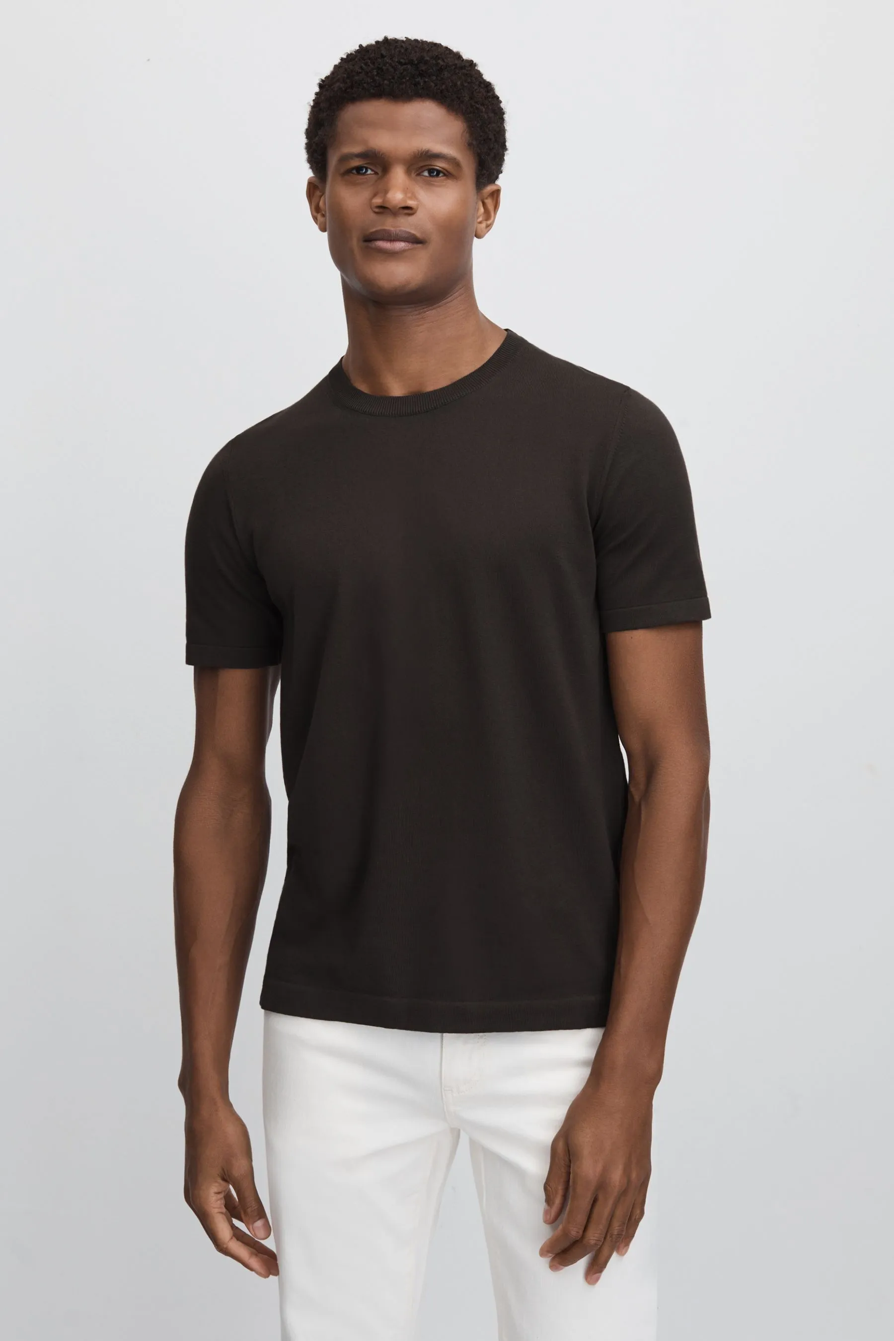 Oscar Jacobson Knitted Cotton Crew Neck T-Shirt    