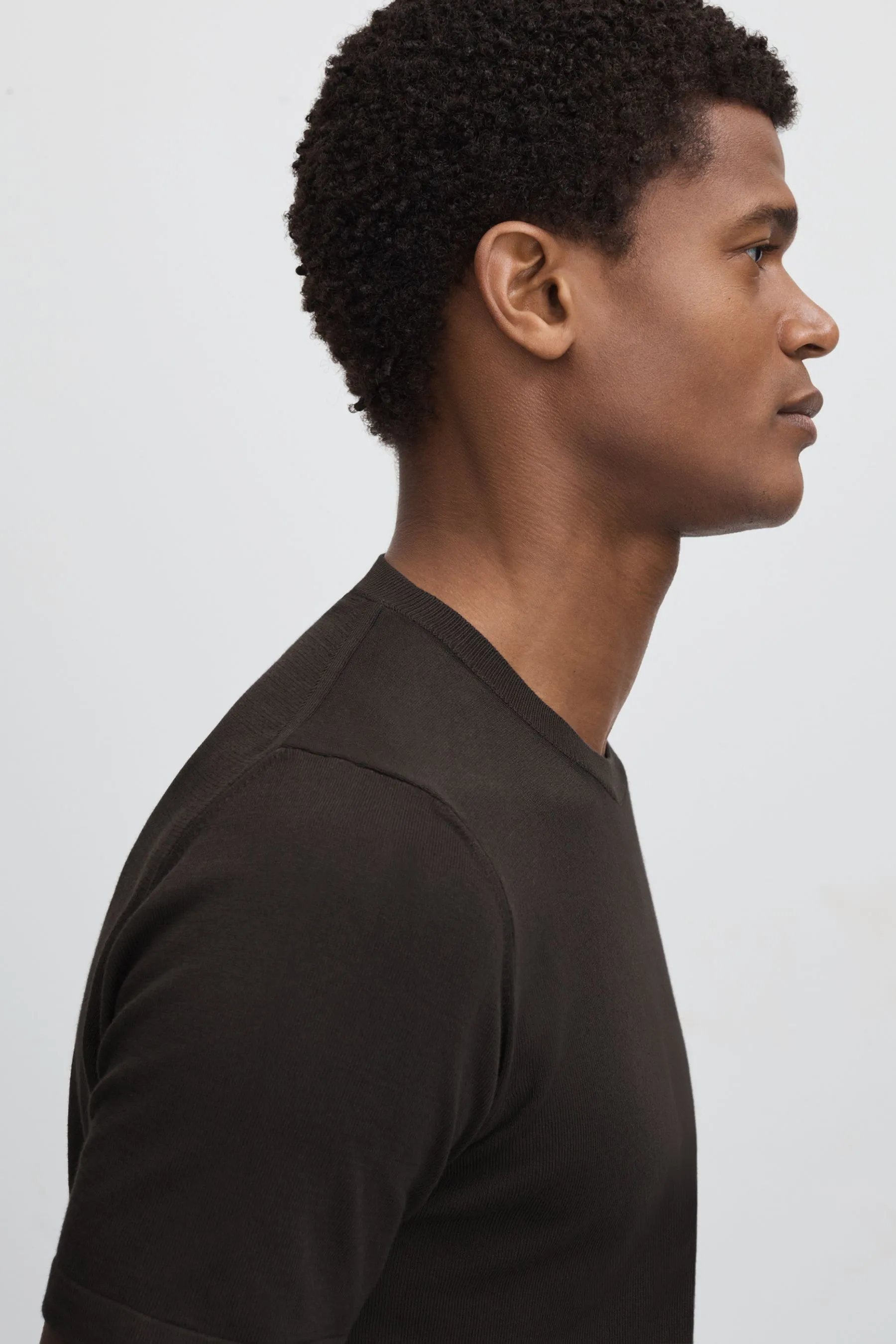 Oscar Jacobson Knitted Cotton Crew Neck T-Shirt    