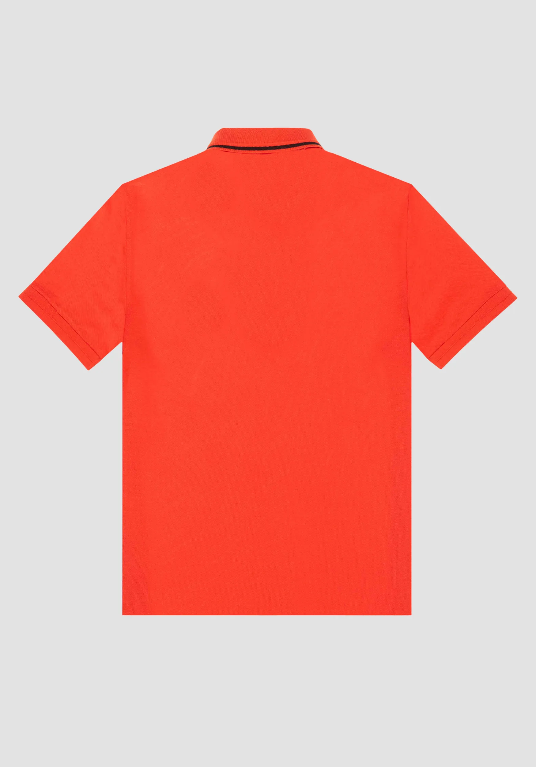POLO SLIM FIT IN PIQUÉ DI COTONE MERCERIZZATO CON STAMPA TIGRE GOMMATA