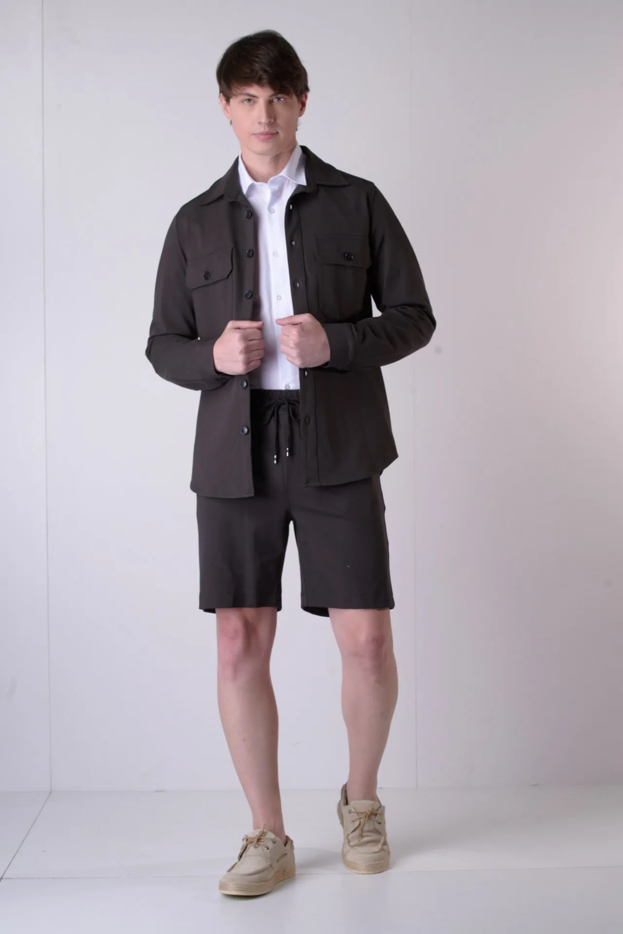 Shorts Sartoriale Verde Militare con elastico e interni in tessuto V2