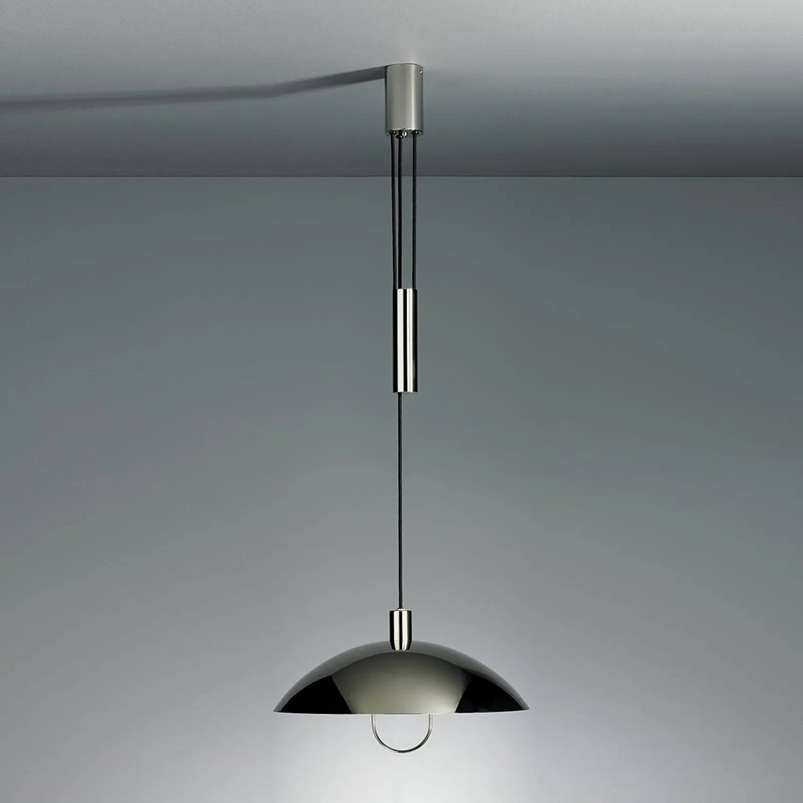 TECNOLUMEN HMB 25/500 Lampada a sospensione con sistema a carrucola argento