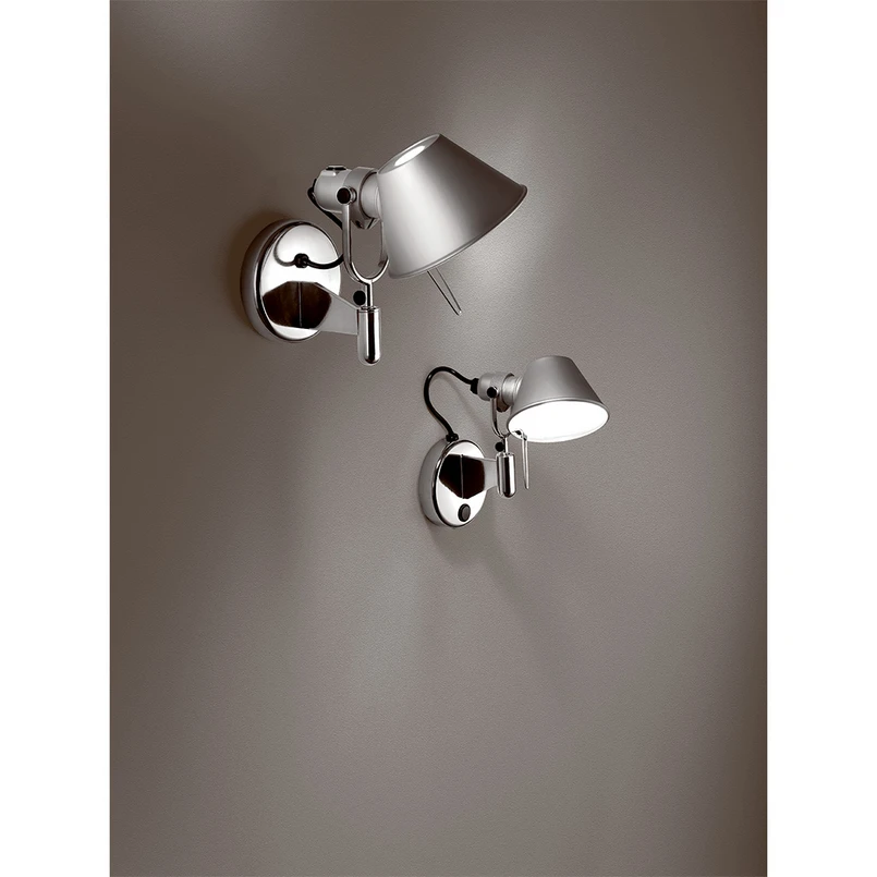 Tolomeo Faretto LED Applique da Parete 3000K con Interruttore - Artemide | Acquista online
